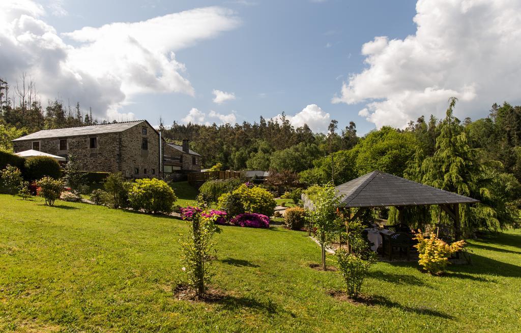 Casa Pineiro Guest House Monfero Exterior photo