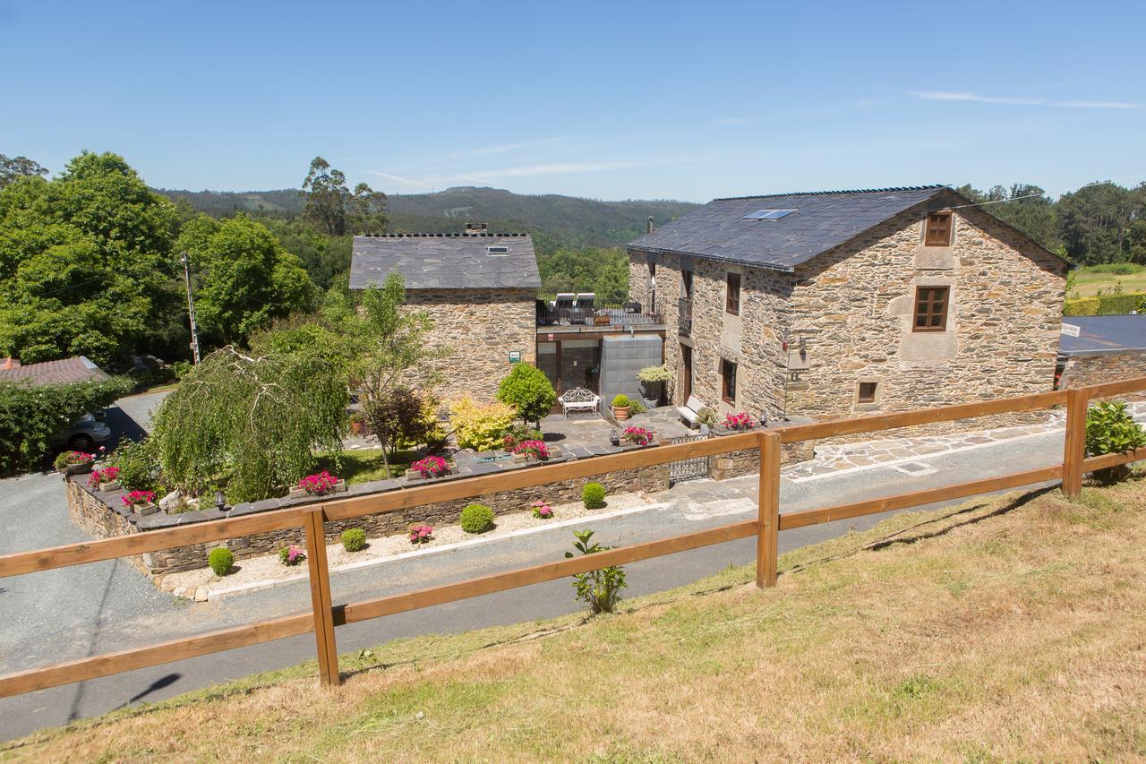 Casa Pineiro Guest House Monfero Exterior photo